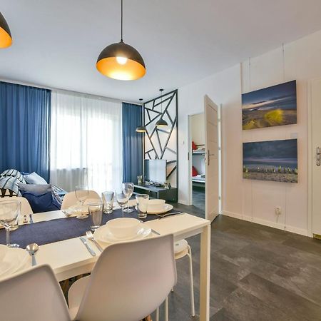 Apartament Wakacyjny Z Klimatyzacja Kolobrzeg Ngoại thất bức ảnh