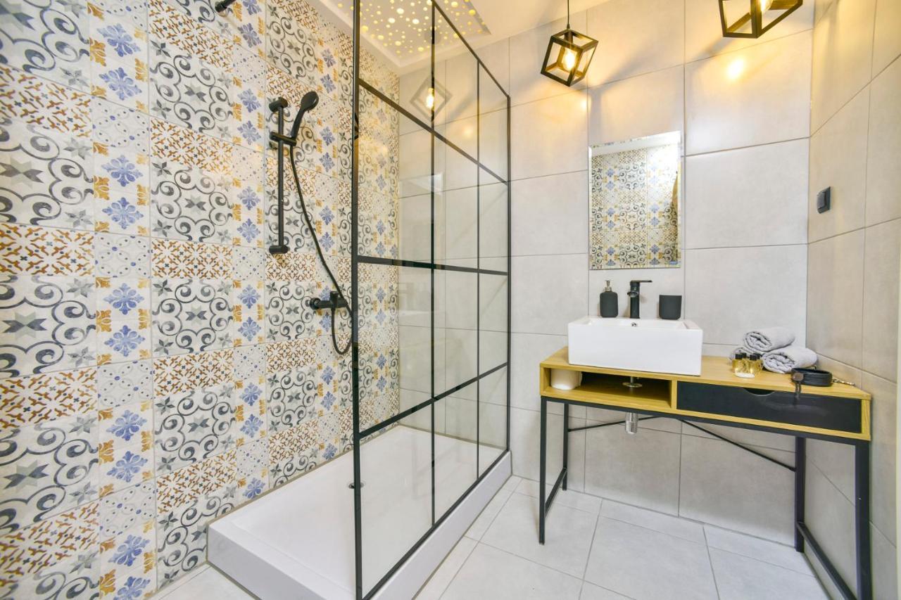 Apartament Wakacyjny Z Klimatyzacja Kolobrzeg Ngoại thất bức ảnh
