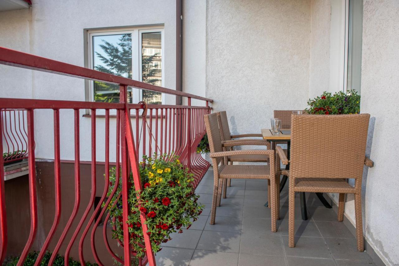 Apartament Wakacyjny Z Klimatyzacja Kolobrzeg Ngoại thất bức ảnh
